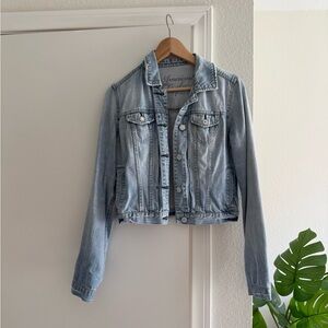 American Eagle Outfitters Women's Sky Blue Jean Jacket
